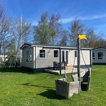Camping De Duinhoeve Chalet Vogel Not For Companies Nieuw-Haamstede Dış mekan fotoğraf