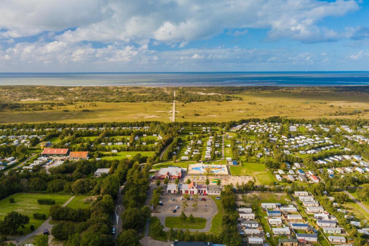Camping De Duinhoeve Chalet Vogel Not For Companies Nieuw-Haamstede Dış mekan fotoğraf