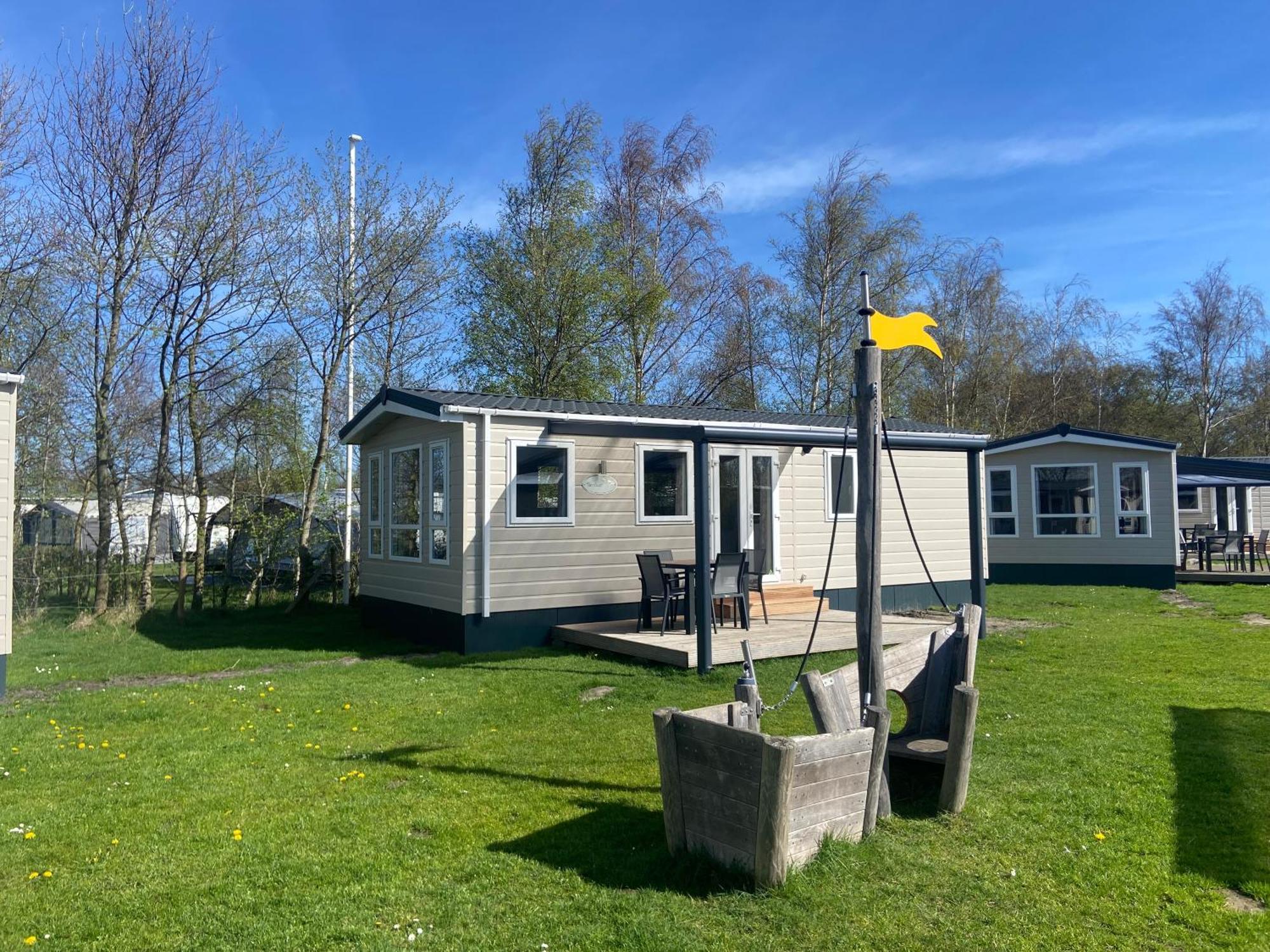 Camping De Duinhoeve Chalet Vogel Not For Companies Nieuw-Haamstede Dış mekan fotoğraf